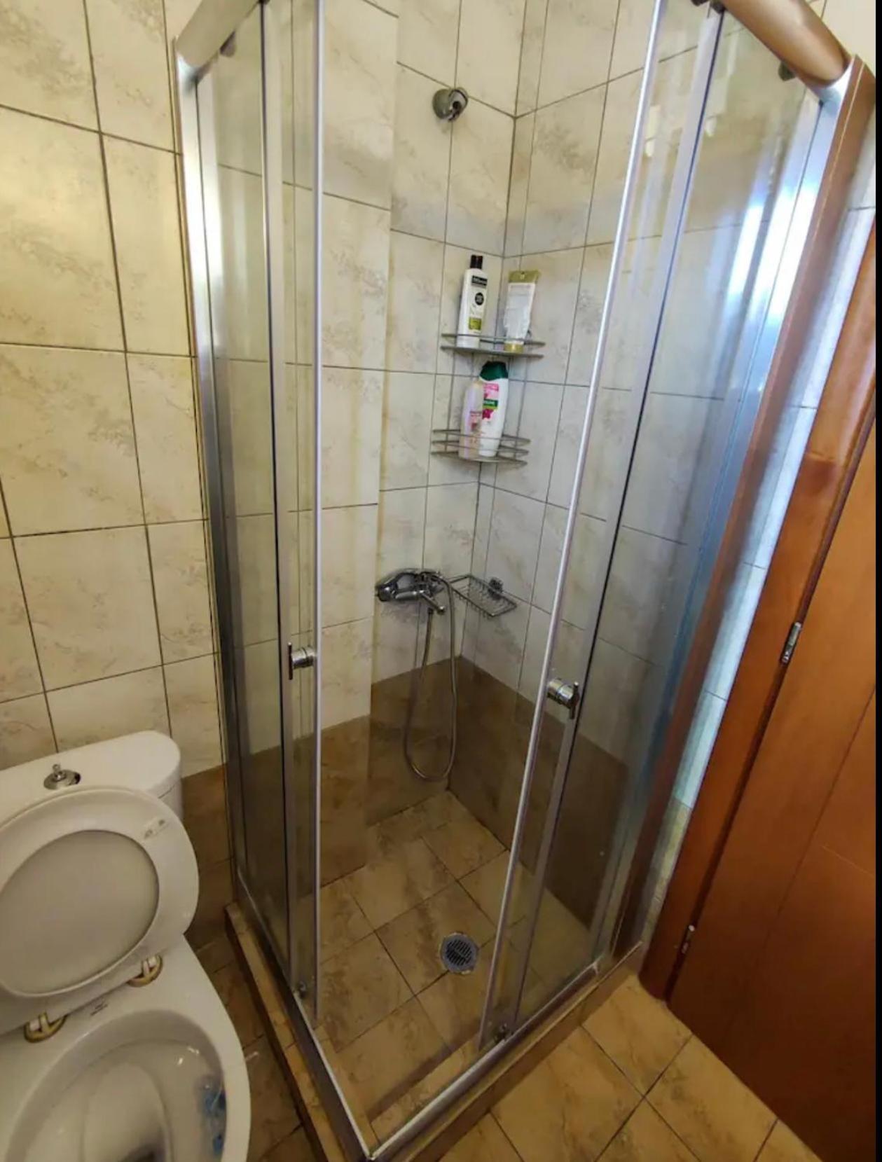 Eretria Homestay Экстерьер фото